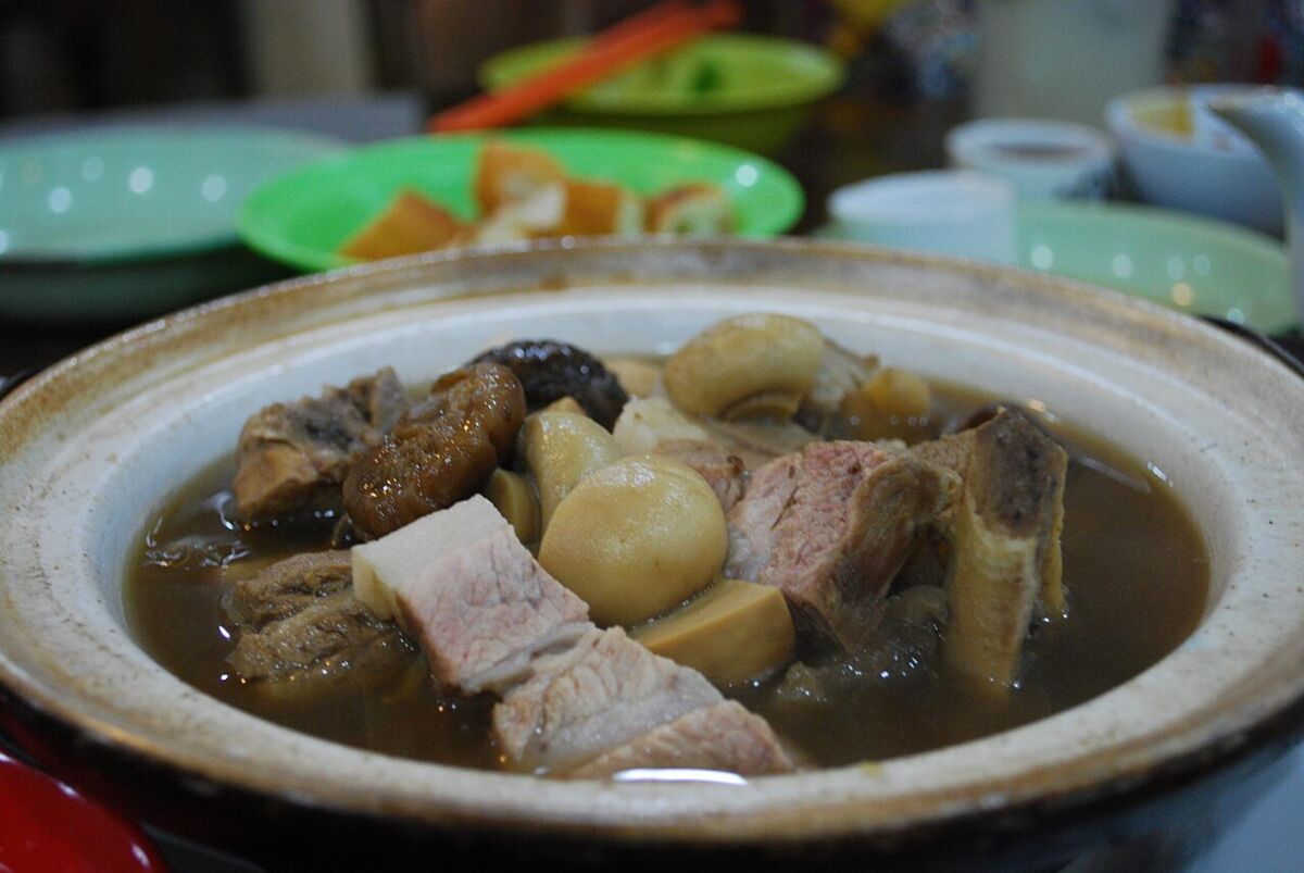 Bak Kut Teh in Singapore: A Family Guide to the Comforting Pork Rib Soup