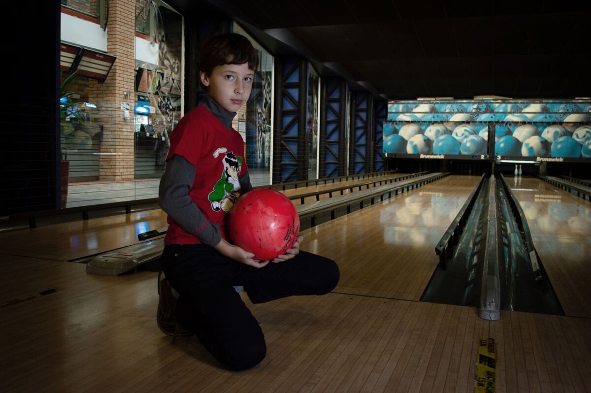 Bowling With Kids in Singapore: A Family Guide to the Lanes