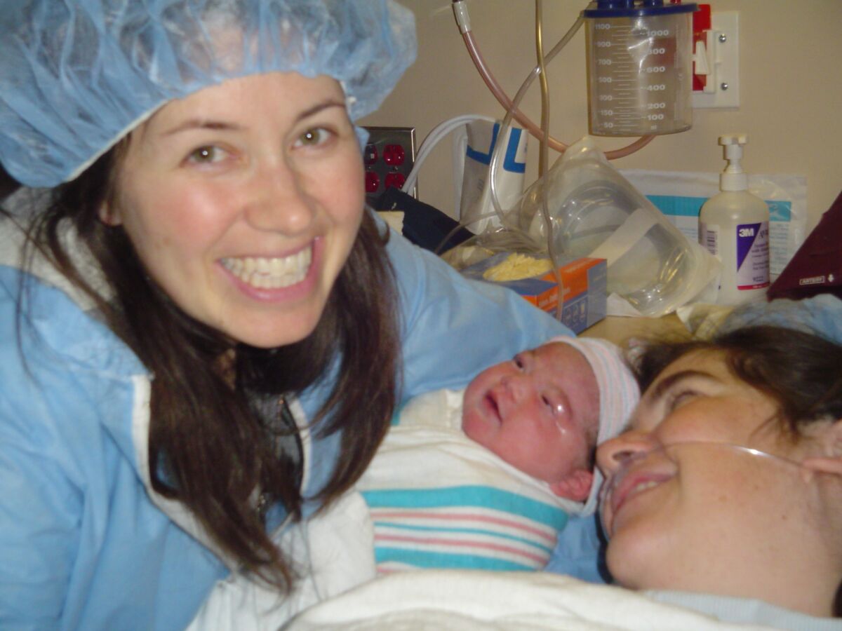 Doula in Singapore: birth and postpartum support explained