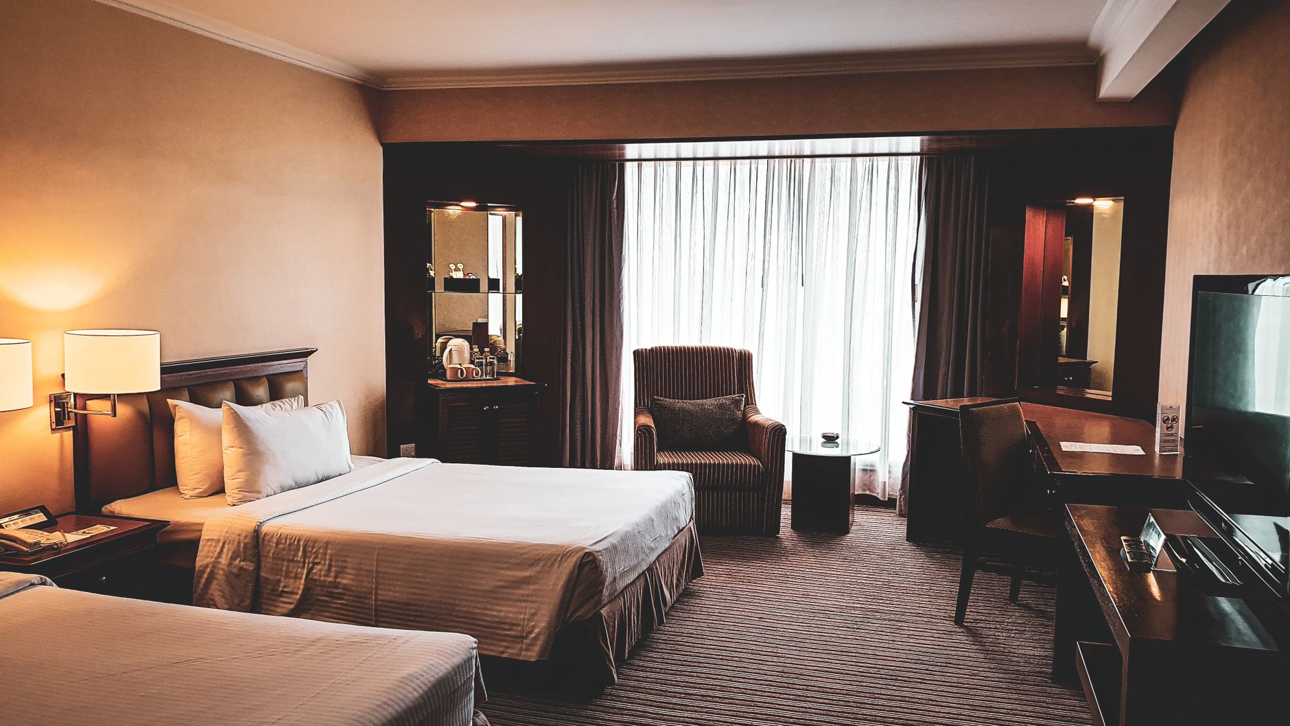 Family Staycations in Singapore: A Parent's Guide to Booking the Perfect Hotel Break