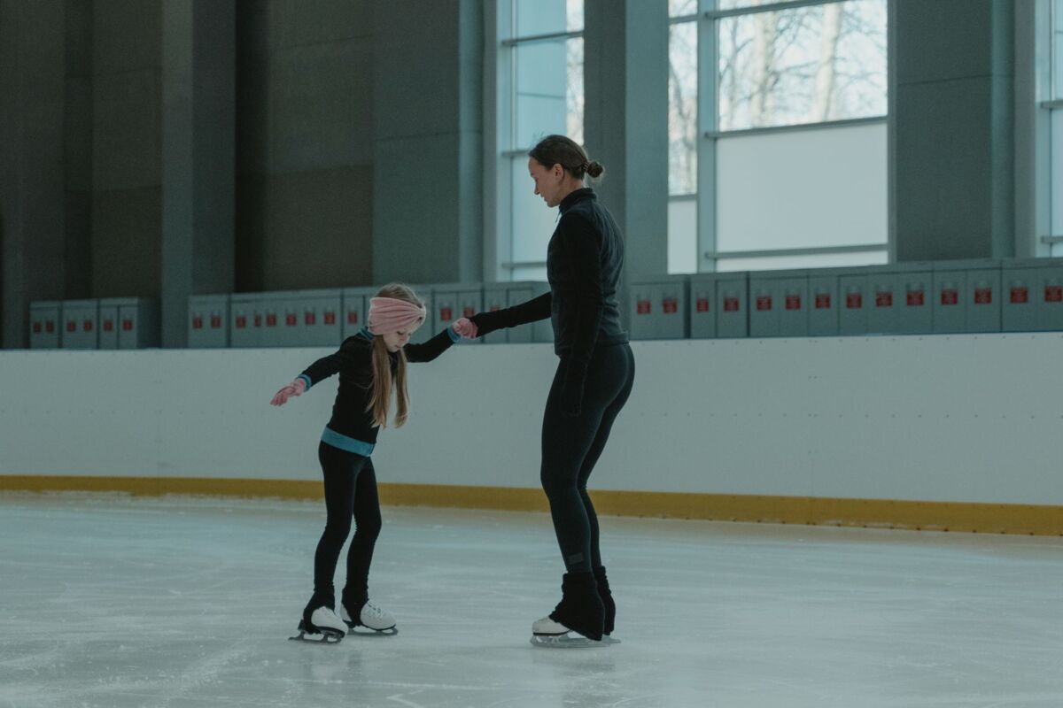 Ice Skating in Singapore: A Family Guide to the Rinks Open Now
