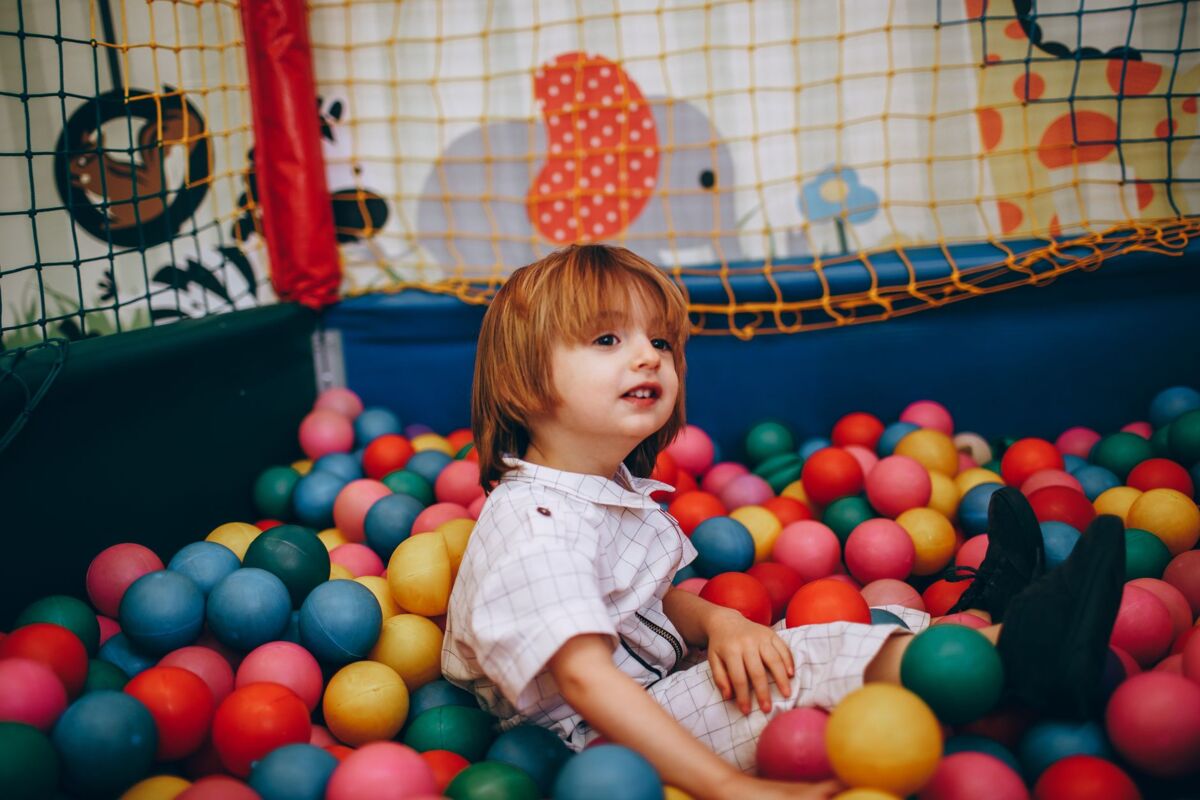 Indoor Playgrounds in Singapore: A Parent's Guide by Age, Type and Hot-or-Rainy-Day Fun