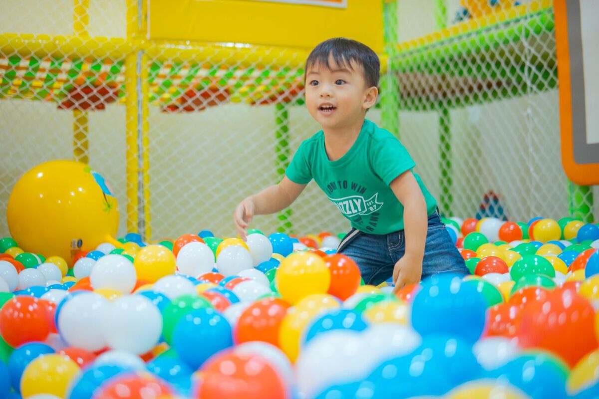 Kiztopia Singapore: A Family Guide to the Mega Indoor Playground