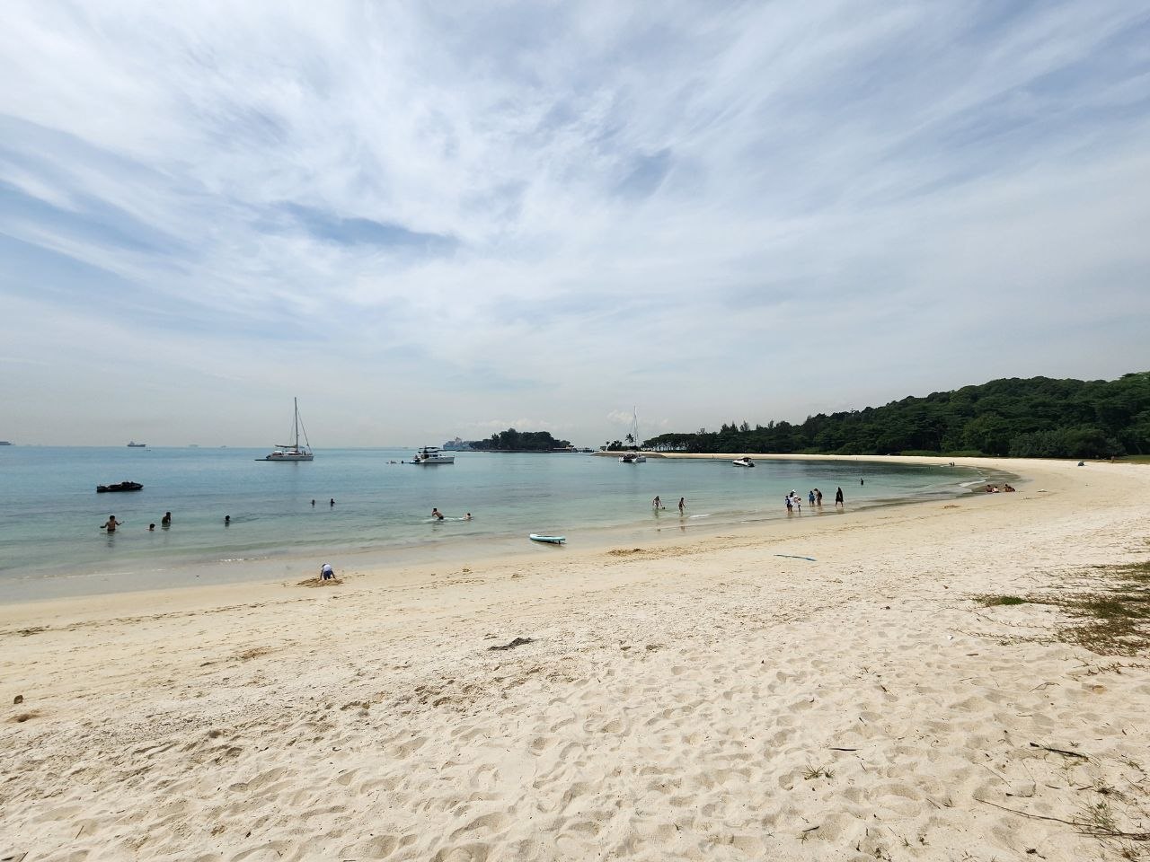 Lazarus Island Family Guide: Singapore's Calm Beach Day Out