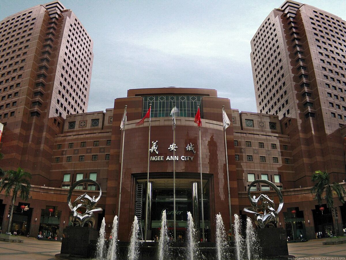 Twin towers and fountain at the entrance of Ngee Ann City shopping mall on Orchard Road, Singapore