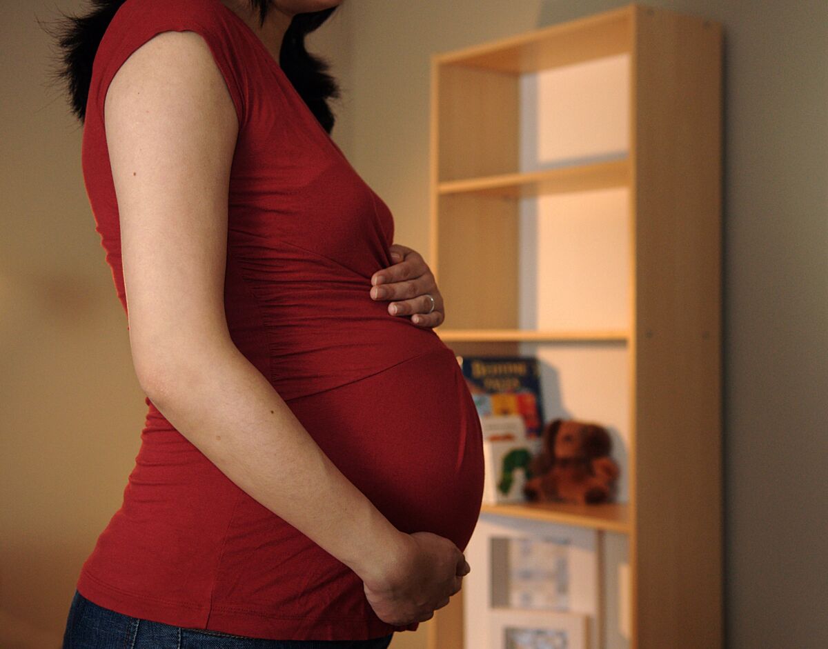 A third-trimester bump