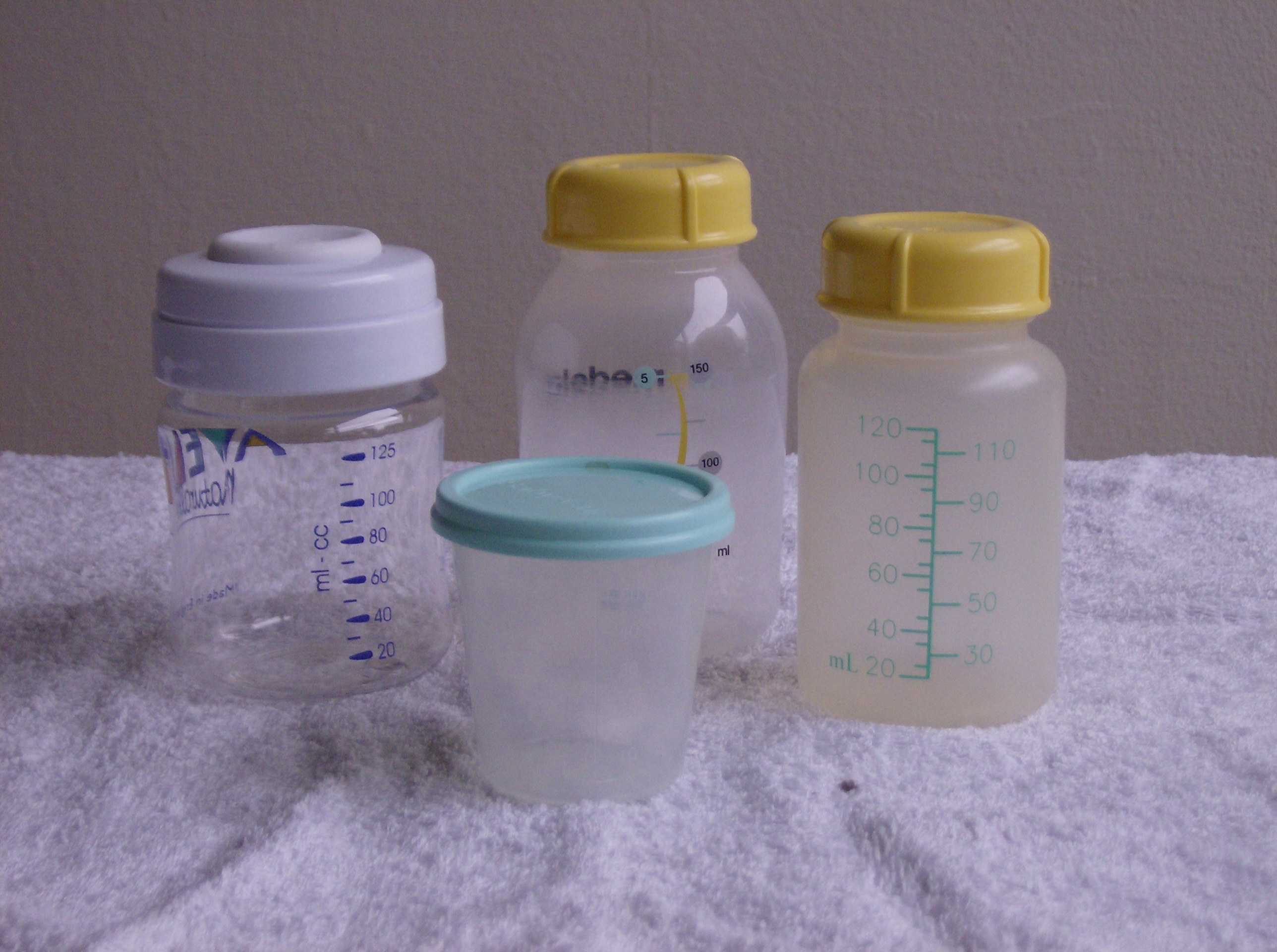 Breast milk storage containers