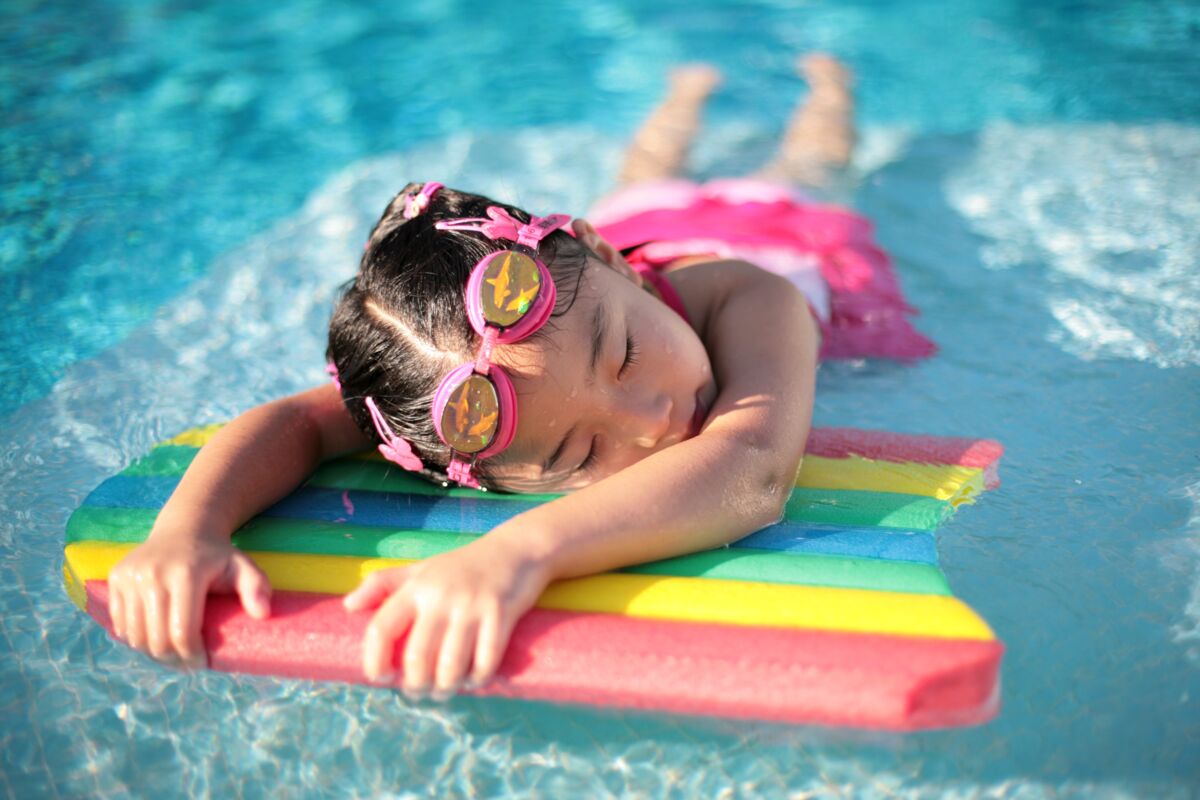 Swimming to stay cool