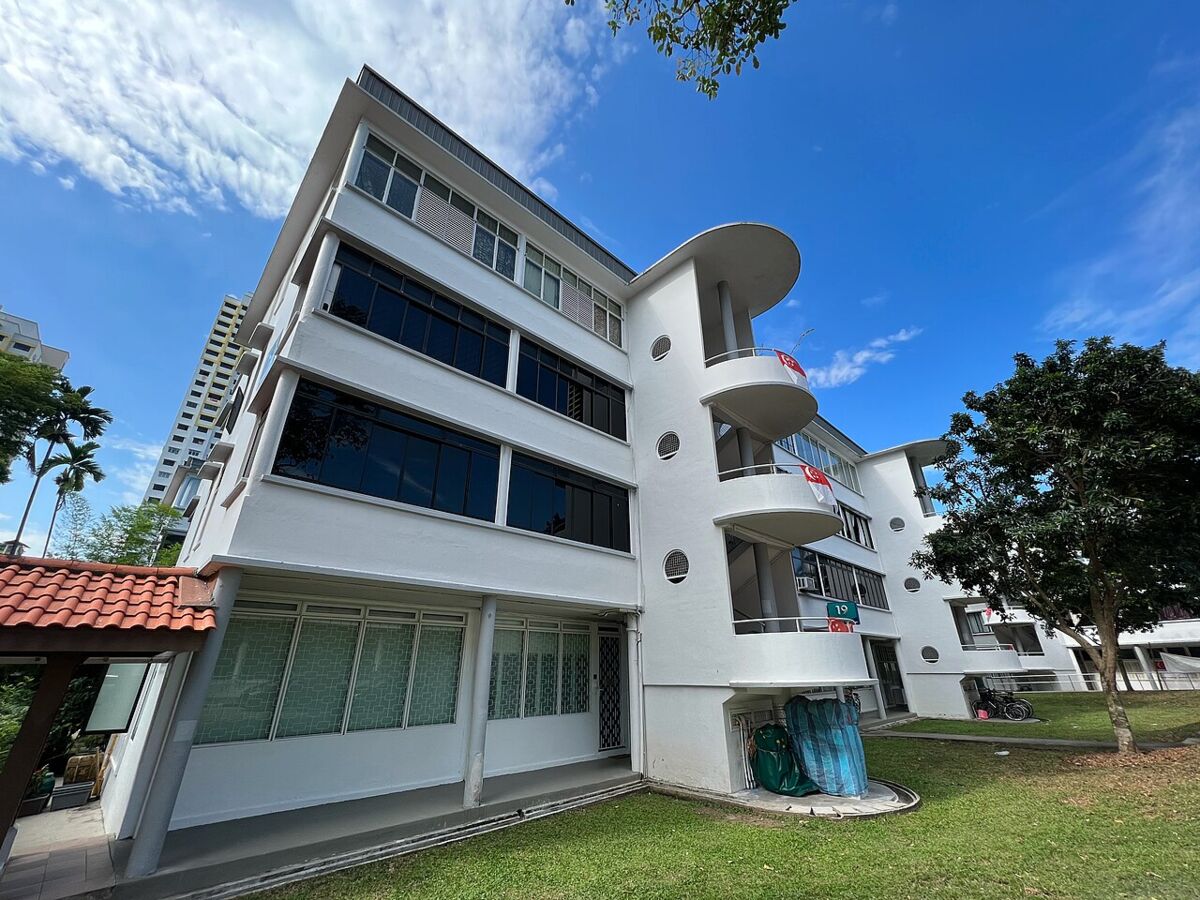 Curved Streamline Moderne 1930s walk-up apartment block on Tiong Bahru Road, a signature heritage estate building