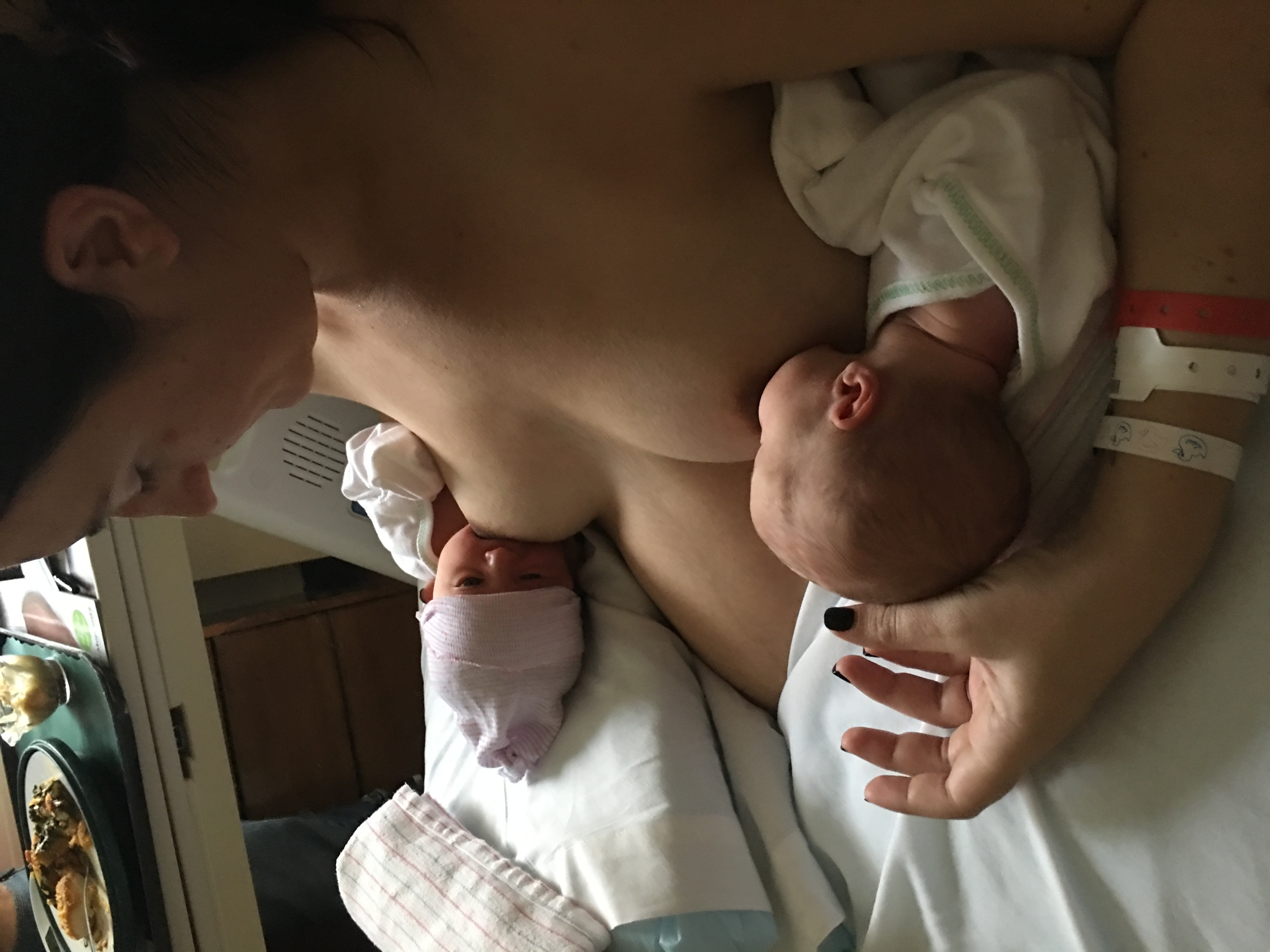 Expecting Twins in Singapore: Signs, Care and What to Expect